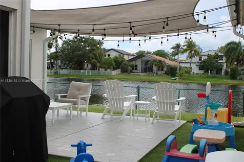936 SW 180th Terrace Pembroke Pines FL 33029