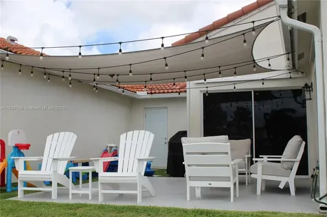 936 SW 180th Terrace Pembroke Pines FL 33029