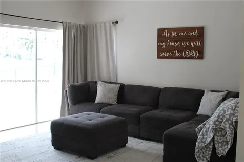 936 SW 180th Terrace Pembroke Pines FL 33029