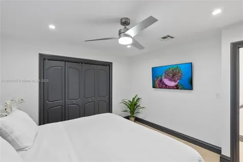13815 SW 38th Street Miami FL 33175