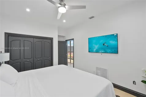 13815 SW 38th Street Miami FL 33175