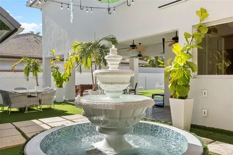 13815 SW 38th Street Miami FL 33175