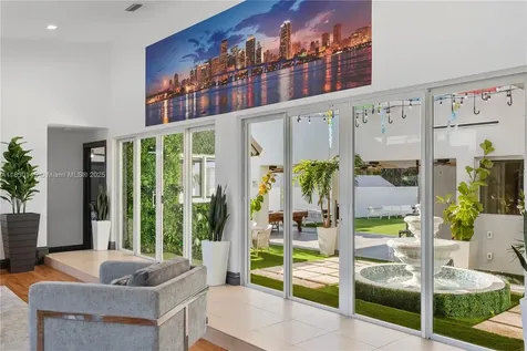 13815 SW 38th Street Miami FL 33175
