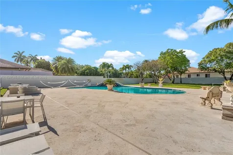13815 SW 38th Street Miami FL 33175