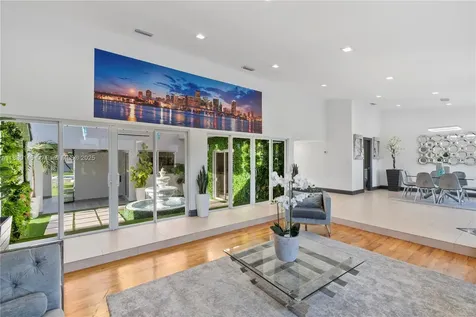 13815 SW 38th Street Miami FL 33175