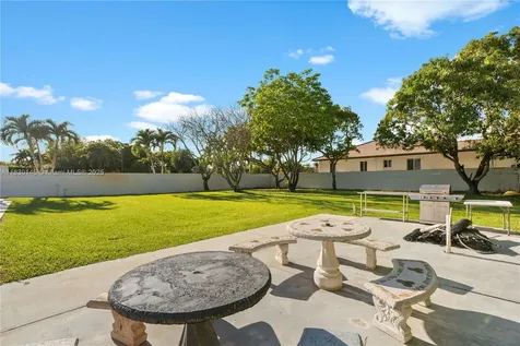 13815 SW 38th Street Miami FL 33175
