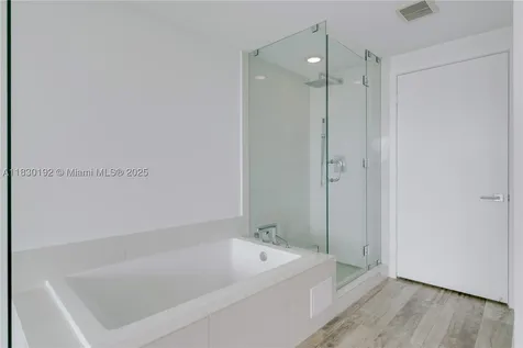 650 NE 32nd Street Miami FL 33137