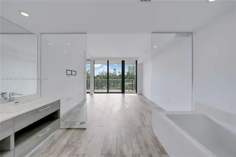 650 NE 32nd Street Miami FL 33137