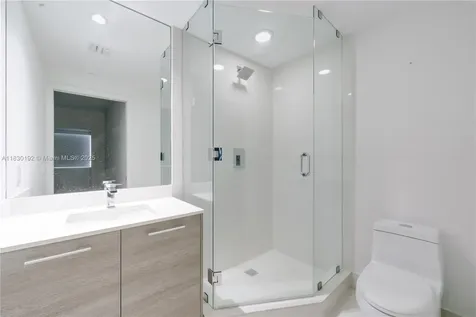 650 NE 32nd Street Miami FL 33137