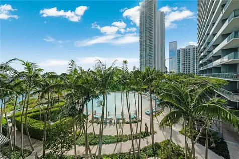 650 NE 32nd Street Miami FL 33137