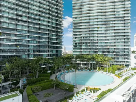 650 NE 32nd Street Miami FL 33137