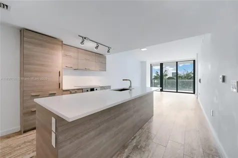 650 NE 32nd Street Miami FL 33137