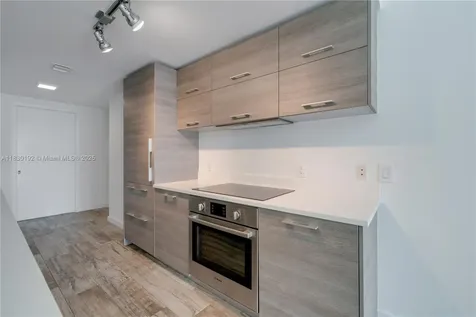 650 NE 32nd Street Miami FL 33137