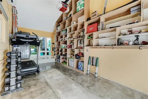 837 Espanola Way Miami Beach FL 33139