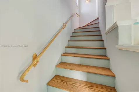 837 Espanola Way Miami Beach FL 33139