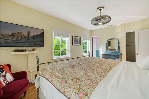 837 Espanola Way Miami Beach FL 33139