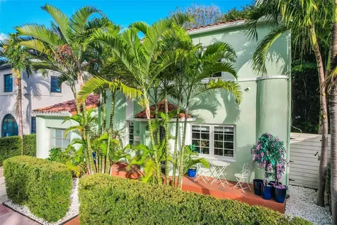 837 Espanola Way Miami Beach FL 33139
