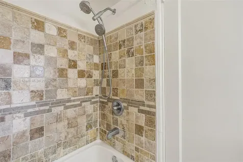 837 Espanola Way Miami Beach FL 33139