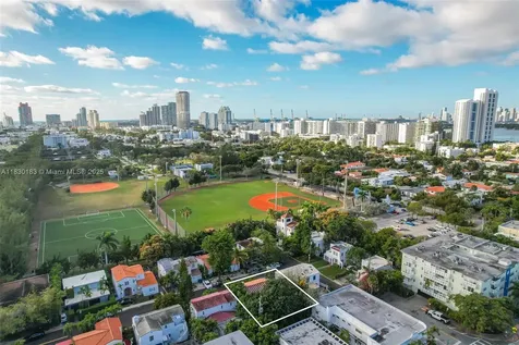 837 Espanola Way Miami Beach FL 33139