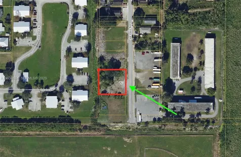 875 Joe Louis Avenue Pahokee FL 33476