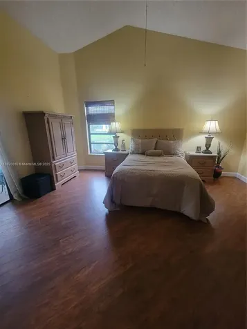 810 SW 113th Terrace Pembroke Pines FL 33025