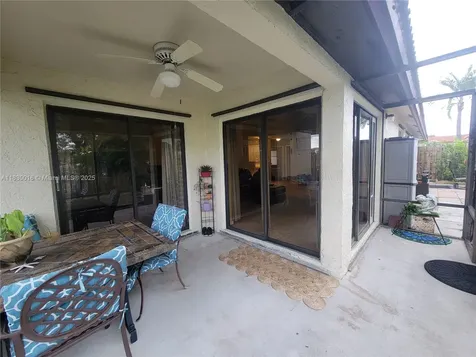 810 SW 113th Terrace Pembroke Pines FL 33025