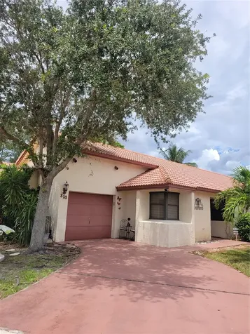 810 SW 113th Terrace Pembroke Pines FL 33025