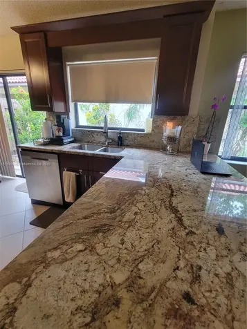 810 SW 113th Terrace Pembroke Pines FL 33025