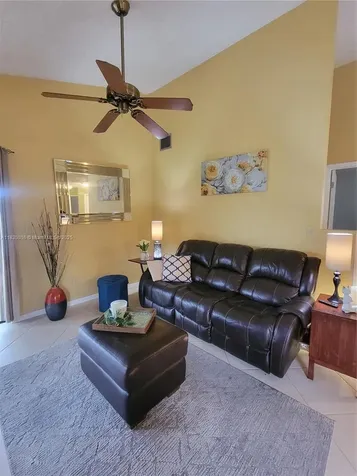 810 SW 113th Terrace Pembroke Pines FL 33025