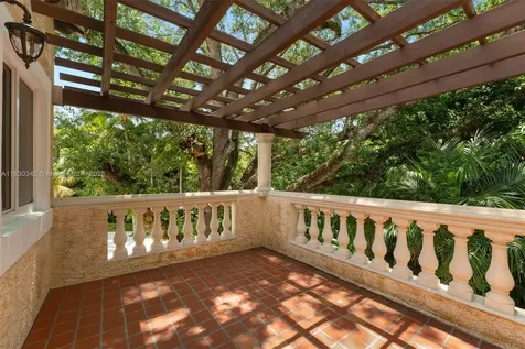 11401 SW 69th Avenue Pinecrest FL 33156