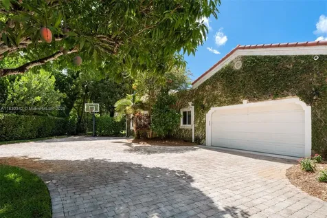 11401 SW 69th Avenue Pinecrest FL 33156