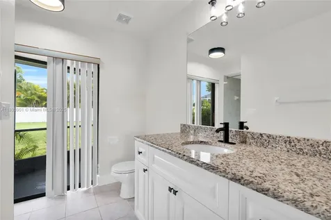 709 SW 9th Avenue Cape Coral FL 33991