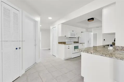 709 SW 9th Avenue Cape Coral FL 33991
