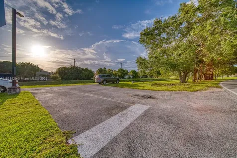 9225 SW 158th Lane Palmetto Bay FL 33157