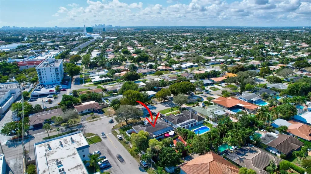 2261 NE 62nd Street Fort Lauderdale FL 33308