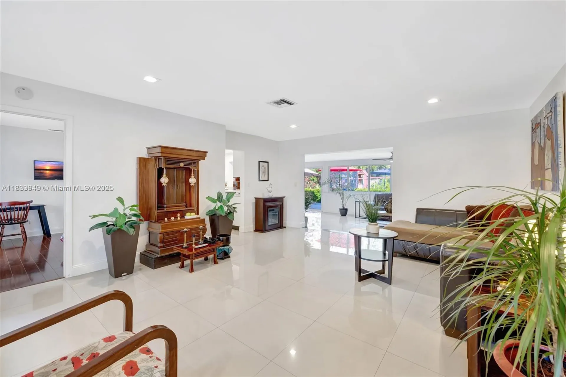 2261 NE 62nd Street Fort Lauderdale FL 33308