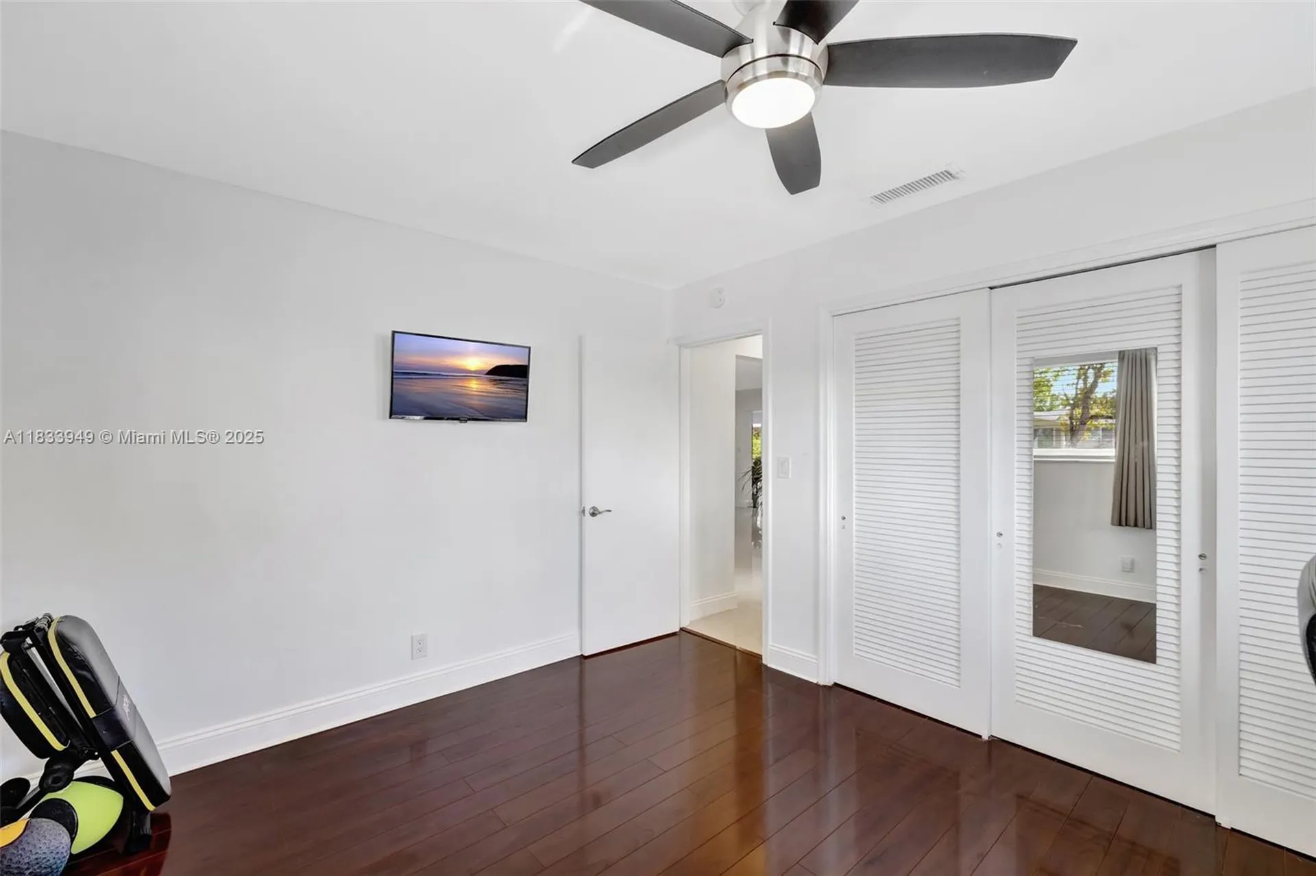 2261 NE 62nd Street Fort Lauderdale FL 33308