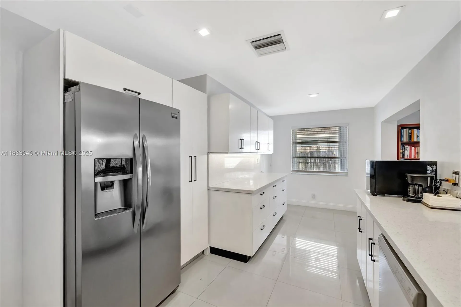 2261 NE 62nd Street Fort Lauderdale FL 33308