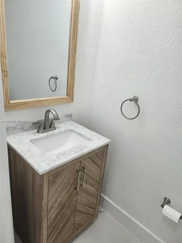 8465 NW 108th Path Doral FL 33178