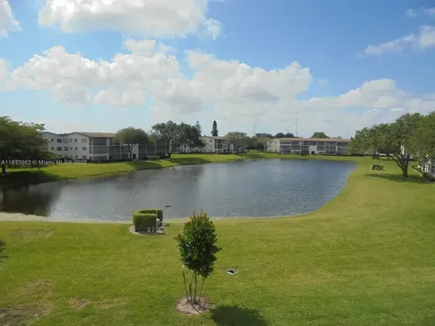 31 Fanshaw A Boca Raton FL 33434
