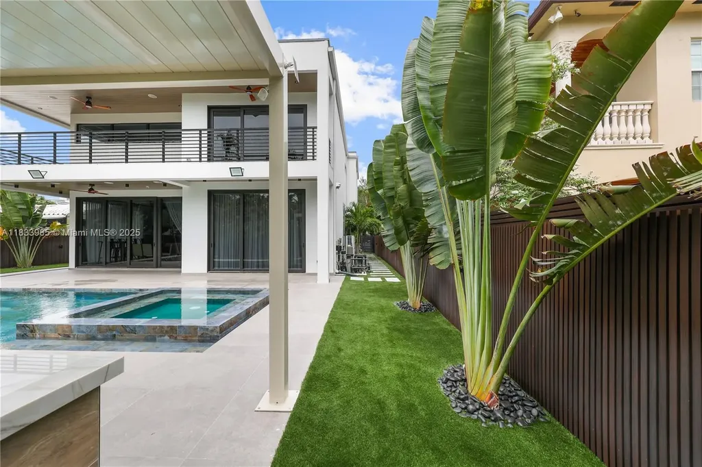 436 NE 10th Avenue Fort Lauderdale FL 33301