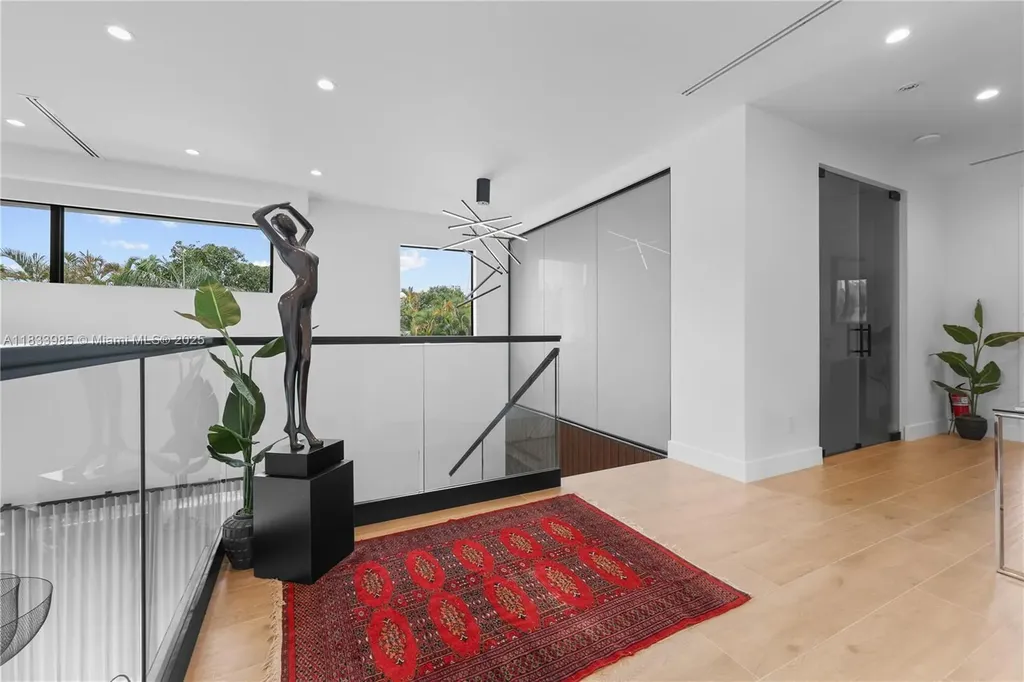 436 NE 10th Avenue Fort Lauderdale FL 33301