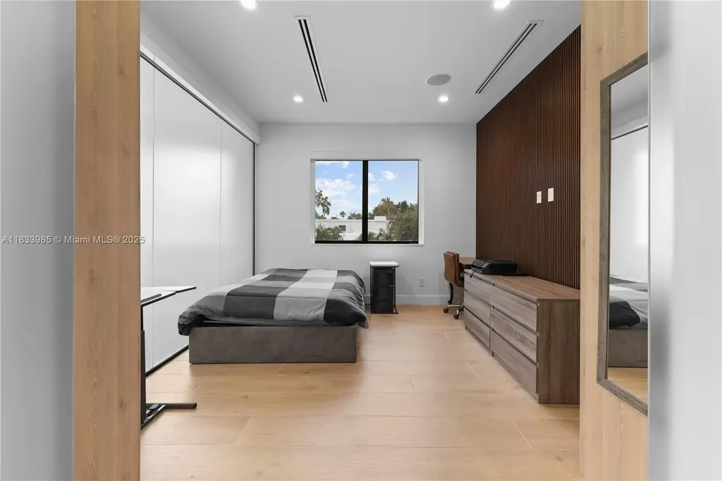 436 NE 10th Avenue Fort Lauderdale FL 33301