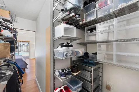 15218 SW 181st Terrace Miami FL 33187