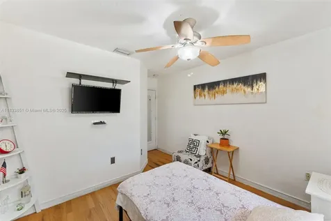 15218 SW 181st Terrace Miami FL 33187