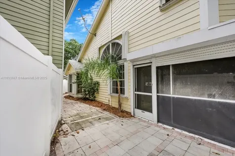 5366 214th Court S Boca Raton FL 33486