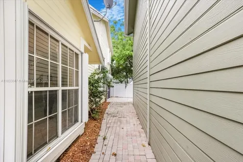 5366 214th Court S Boca Raton FL 33486