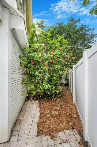 5366 214th Court S Boca Raton FL 33486