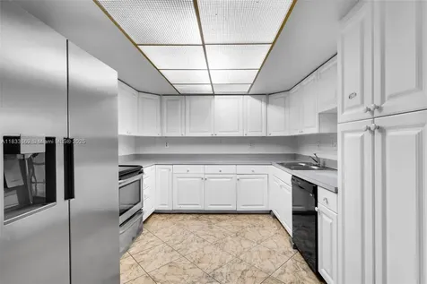 2727 Hypoluxo Road Boynton Beach FL 33462