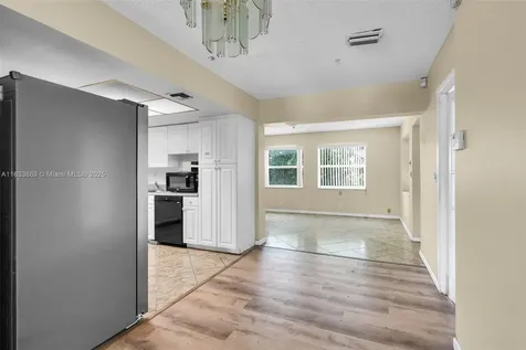 2727 Hypoluxo Road Boynton Beach FL 33462